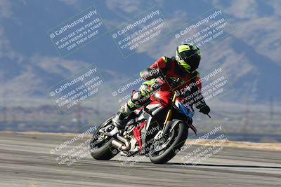 media/Jan-15-2026-Racers Edge (Thu) [[dfebeb70ab]]/3-B Group/Session 1 Turn 8/